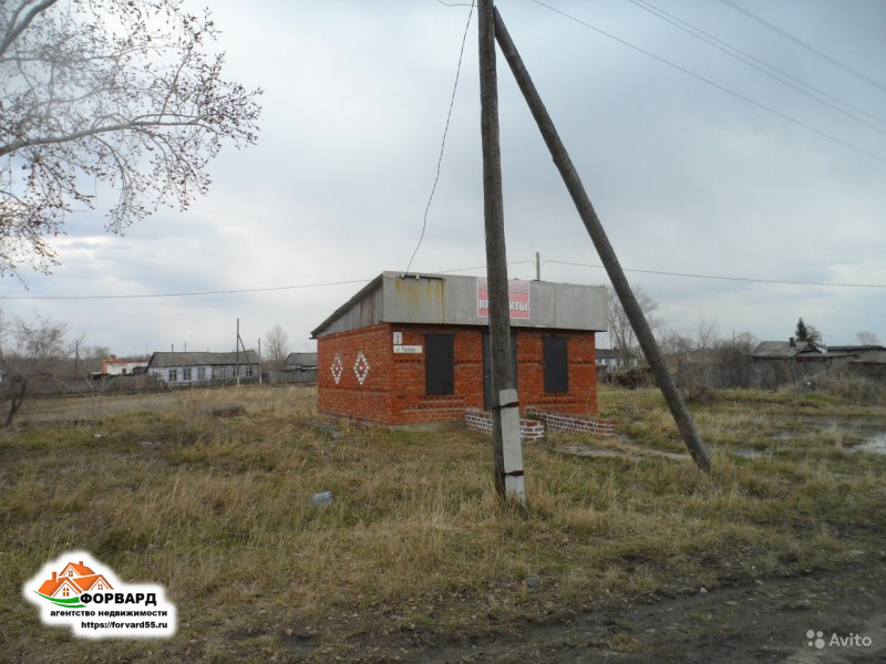 Продаётся магазин с торговым оборудованием в с. Красноусово (12 км. от г. Тюкалинска).