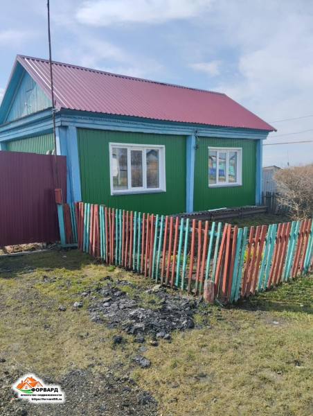 Продаётся 2-х комн. дом с газ. отопл. в с. Никольское, Тюкалинского р-на.