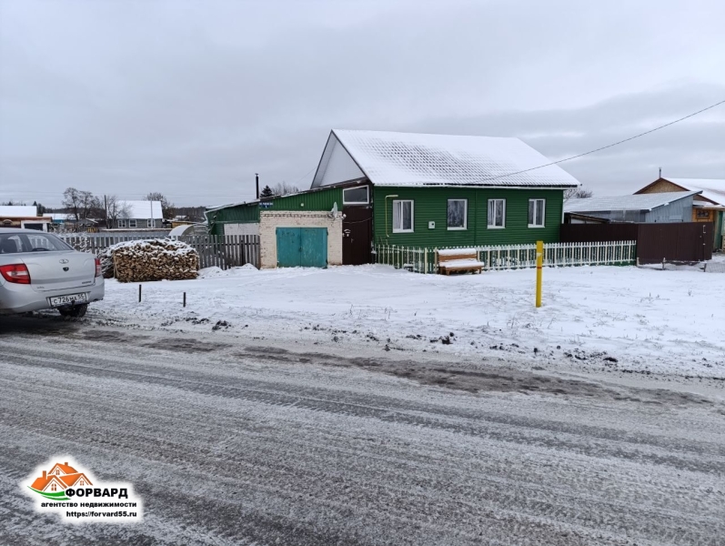 Продаётся 4-х комн. благ. дом с газ. отопл. по ул. Чапаева.