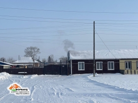 Продаётся 3-х комн. благ. квартира с газ.отопл. в п. Октябрьский, ул. Ленина.