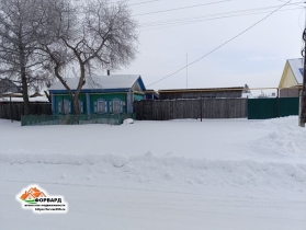 Продаётся дом пятистенок по ул. Комсомольская.