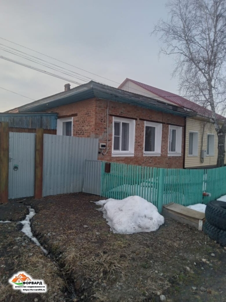 Продаётся 3-х комн. благ. кварт. с газ. отопл. по ул. Коммунальной